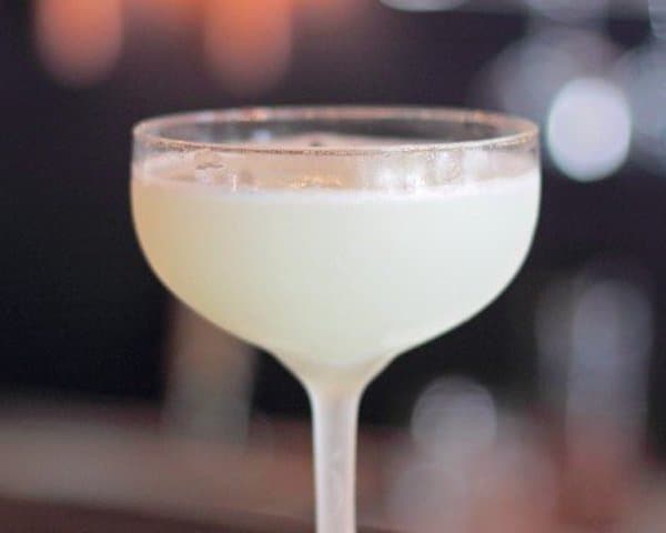 glas met white lady cocktail